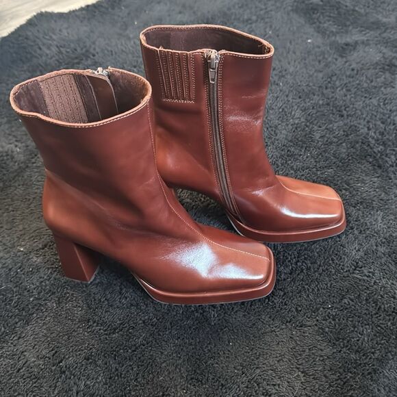 Sam Edelman Irie Patent Leather Booties Brown Copper Bronze Size 7 - Picture 3 of 7